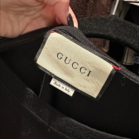 Authentic Gucci T-Shirt with Interlocking G - Picture 3 of 3